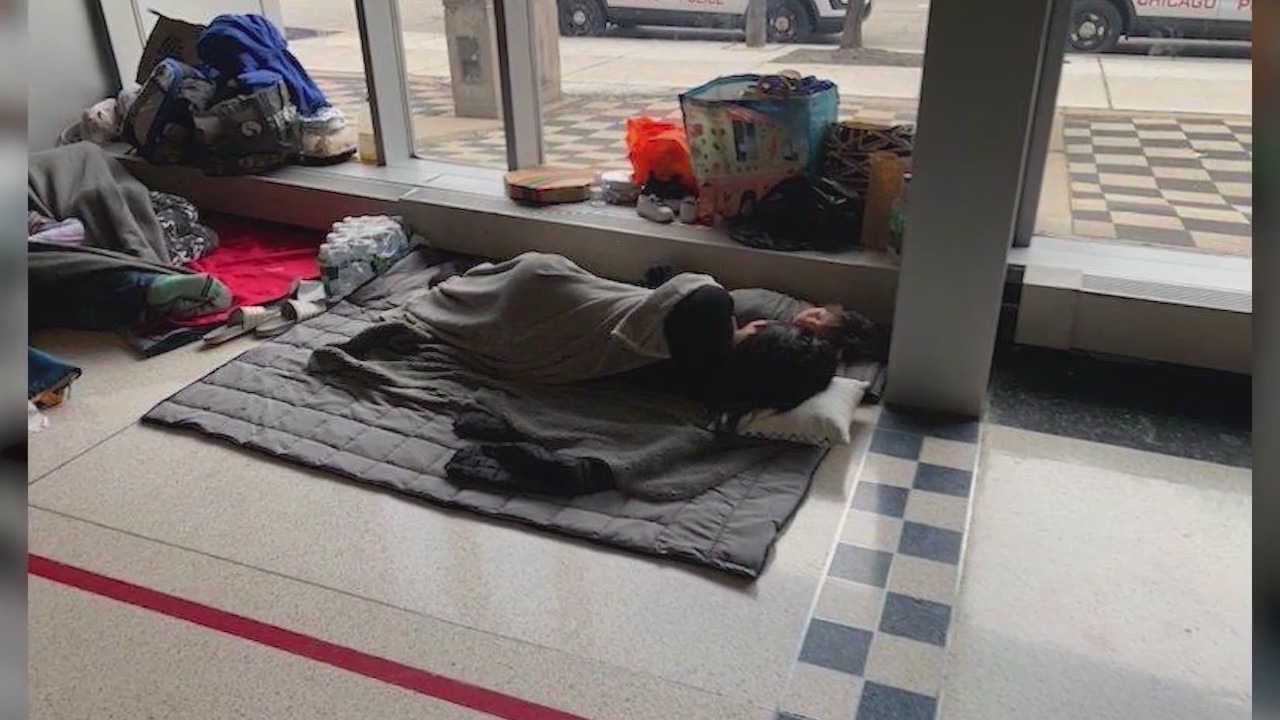 Lightfoot declares state of emergency amid Chicago migrant crisis