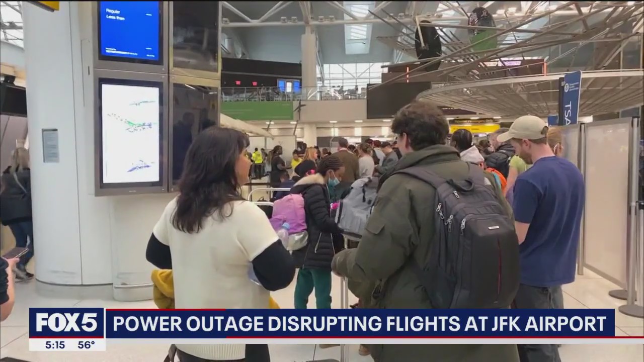 Power outage causes major disruption at JFK Airport