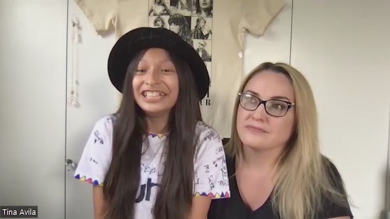 Girl who received Taylor Swift's fedora at Chicago concert speaks out