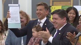 Illinois becomes first state to ban book bans