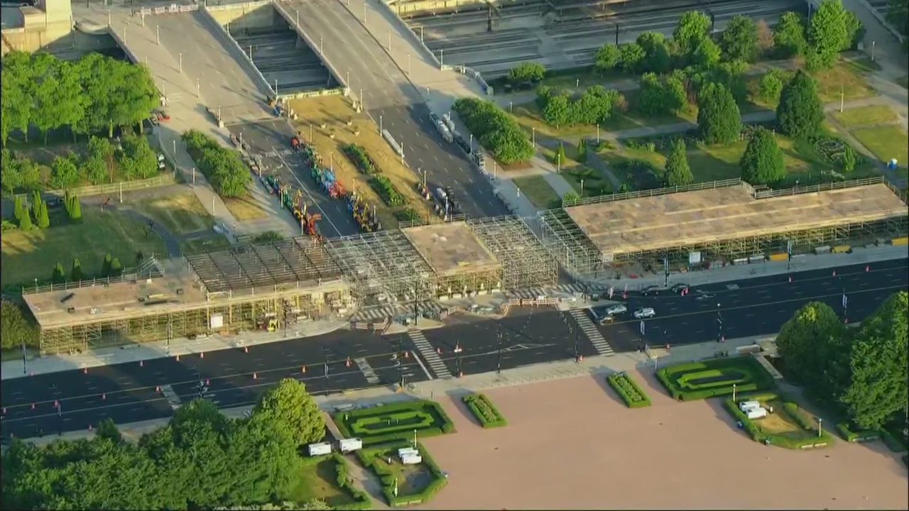 Preparations for NASCAR street race impacting Chicago traffic