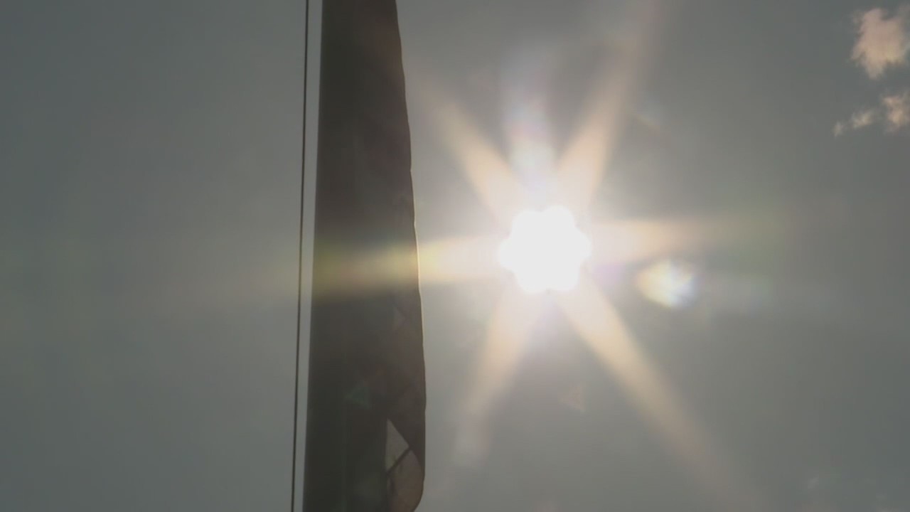 Massive heat wave threatens people nationwide