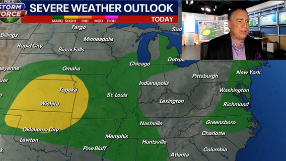 Chicago weather: Storms, damaging winds possible Friday