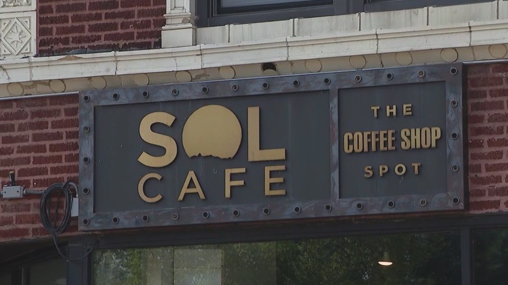 Popular Rogers Park caf? closes its doors for good