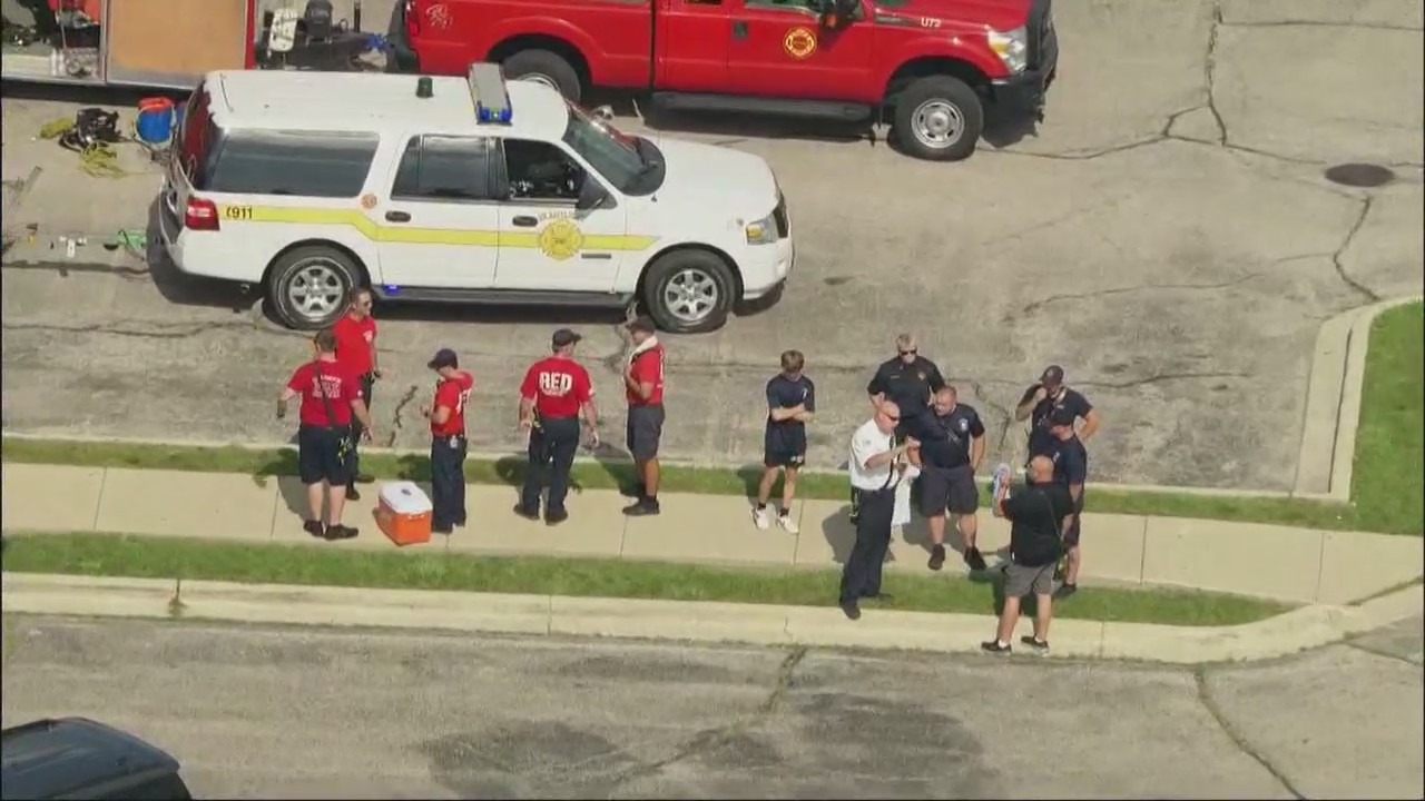 Man dead after falling into Bensenville retention pond: police | FOX 32 ...