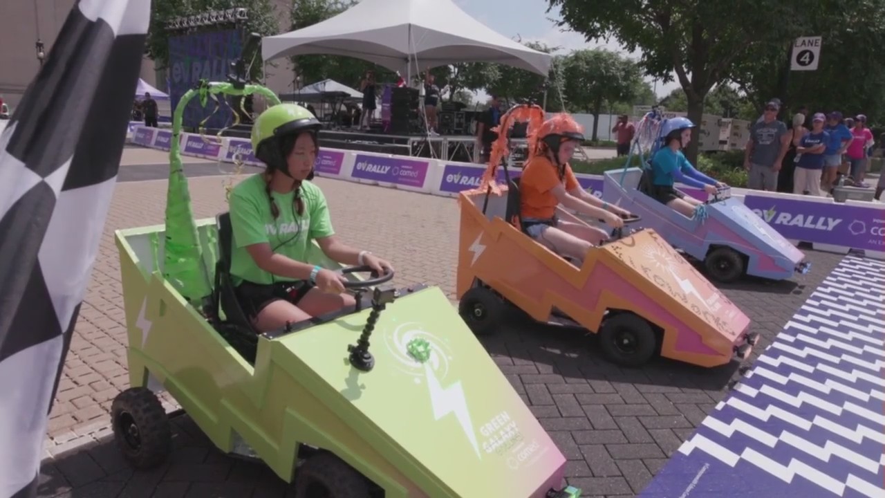 ComEd giving out free tickets for EV rally this weekend