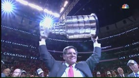 Fans react to sudden death of Blackhawks chairman Rocky Wirtz
