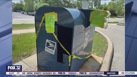 Thieves saw open mailbox in Orland Park