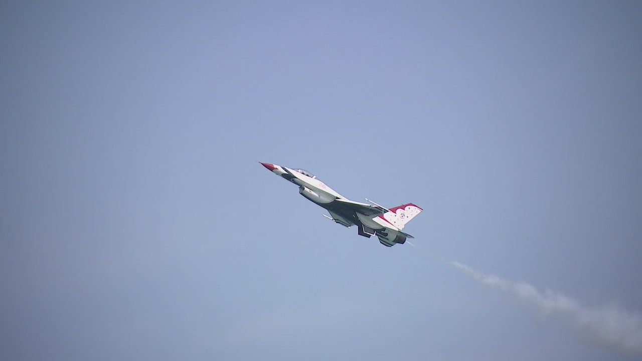 Air and Water Show takes over Chicago skies this weekend