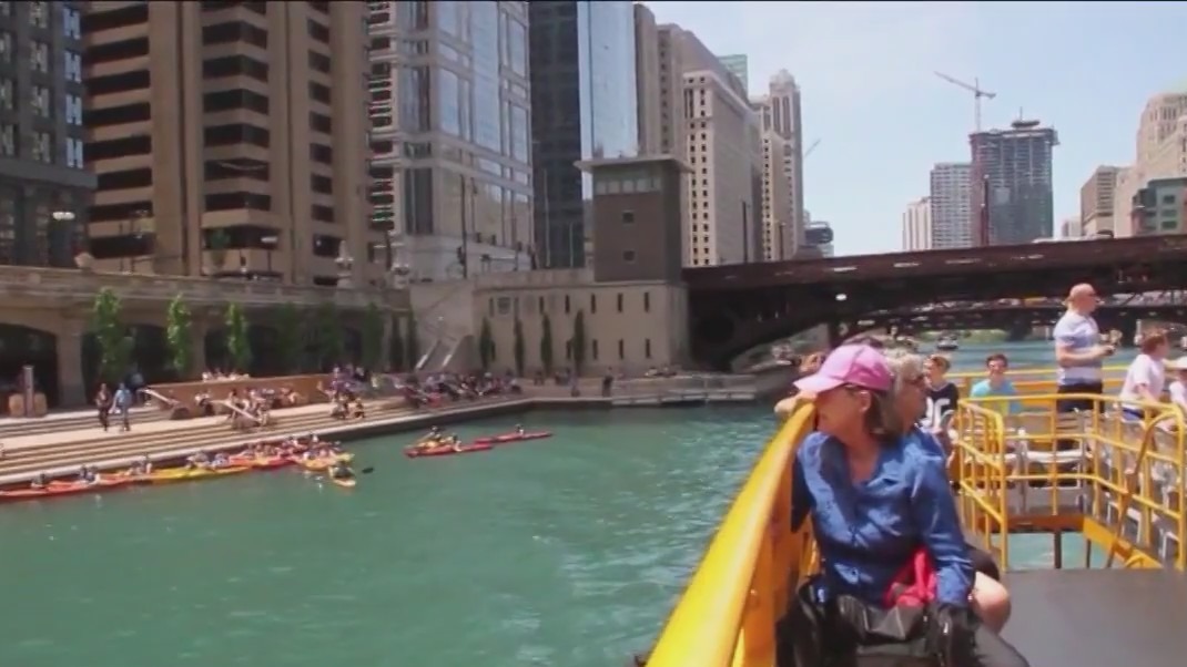 Chicago Water Taxi resumes commuter service