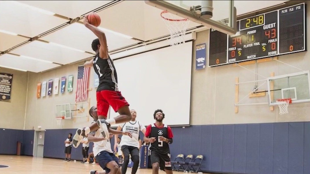 Former Bulls player creates basketball league for Chicago kids