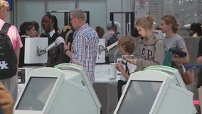 Aviation expert weighs in on United's nationwide ground stop