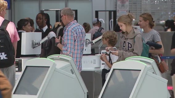 Aviation expert weighs in on United's nationwide ground stop