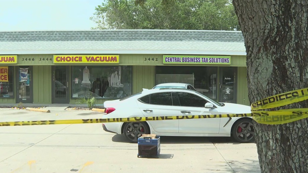 Deadly shooting outside Sarasota shopping plaza | FOX 13 Tampa Bay