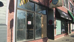 Offender breaks into Wrigleyville bar, steals money from safe