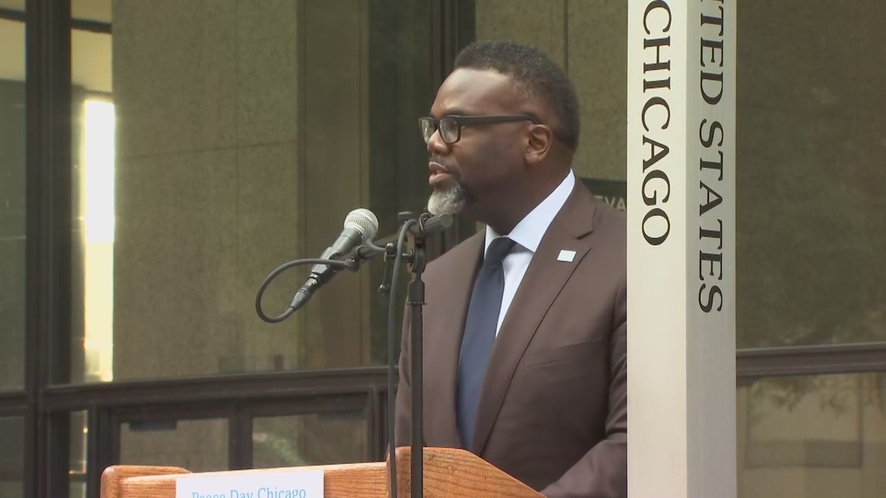 Chicago gathering marks 45th Peace Day celebration at Daley Plaza
