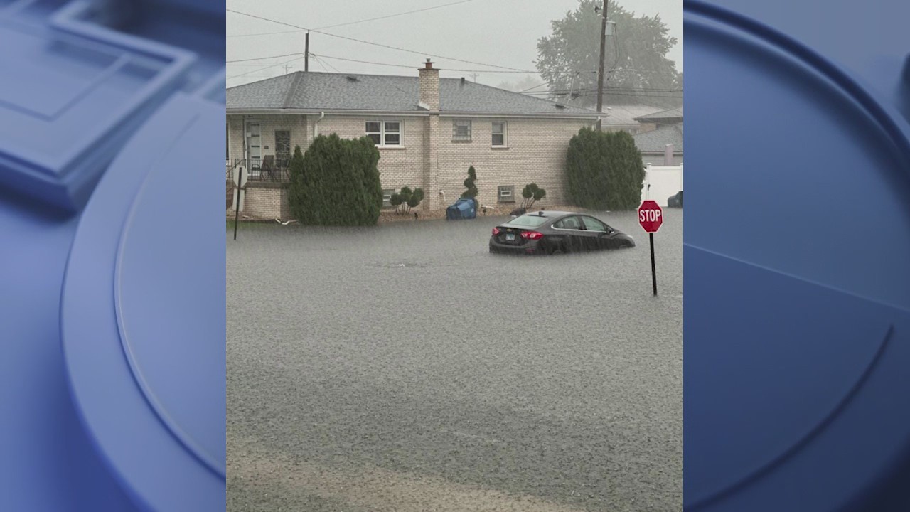 Downpours leave behind heavy flooding in Chicago area | FOX 32 Chicago