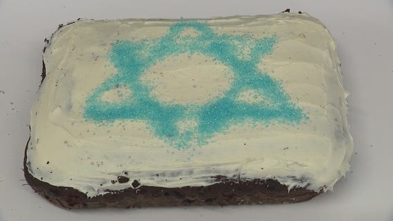 Skokie high school students bake to support Israeli soldiers