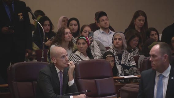 Chicago City Council passes 'Israel Solidarity Resolution' amid pro-Palestinian protests