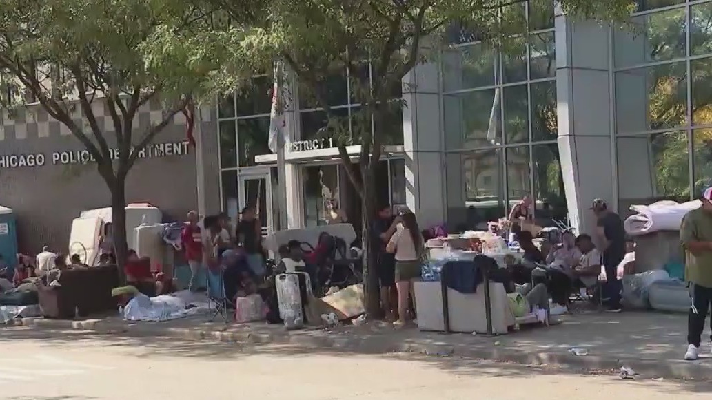 West Town residents sue Chicago over proposed migrant shelter