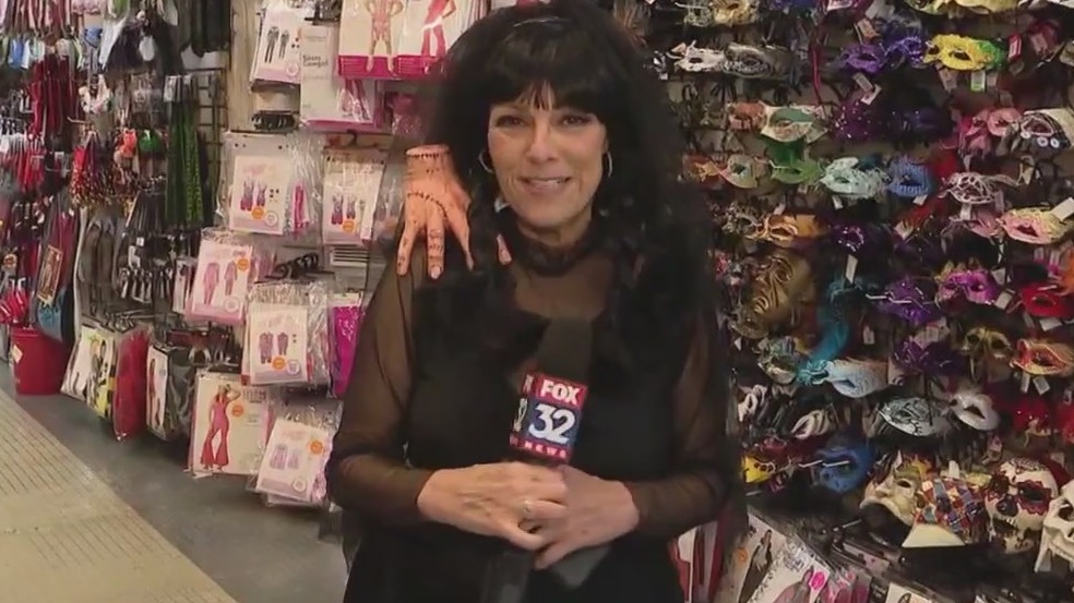 Chicago costume store reveals Halloween's hottest trends