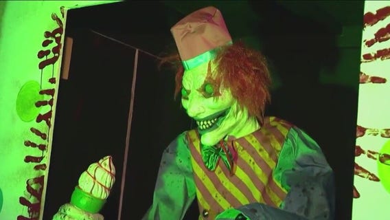 Suburban Chicago home goes all out for Halloween