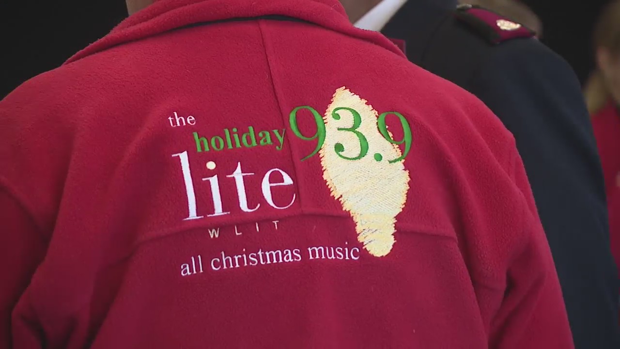93.9 LITE FM begins playing round-the-clock Christmas music