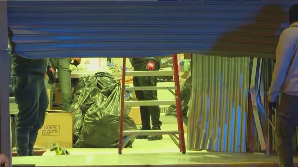 Smash-and-grabs on the rise in Chicago