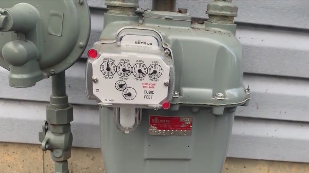 Peoples Gas proposed $402M rate hike in Chicago, consumer advocates rally against
