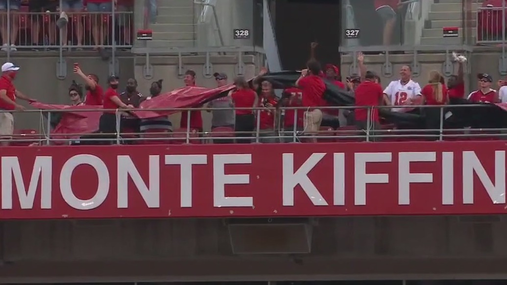 Bucs fans mourn loss of former coach Monte Kiffin