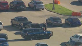 Student from Chicago area high school stabbed by another student: officials