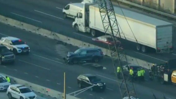 Multi-car crash on Tri-State Tollway closes 3 lanes