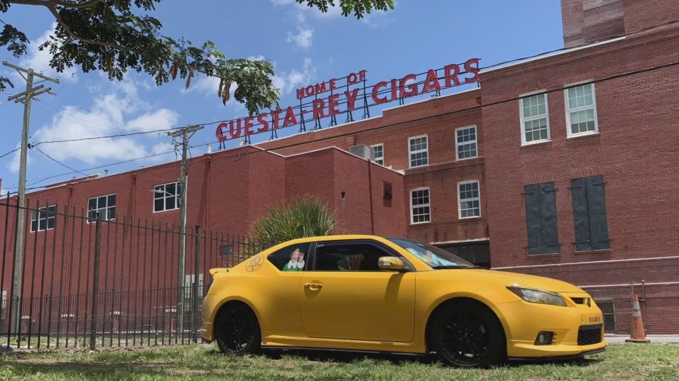 1993 Volkswagen Corrado SLC, 2012 Scion TC