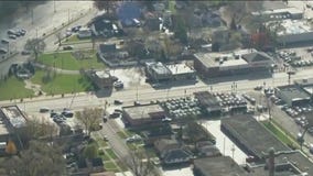 Heavy police presence reported at Midlothian liquor store