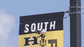 Hinsdale South senior returns to basketball team after mom's lawsuit