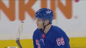 Former Blackhawks star Patrick Kane signs with rival Red Wings