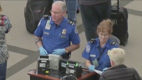 Holiday travel rush dwindles down after busy Thanksgiving weekend