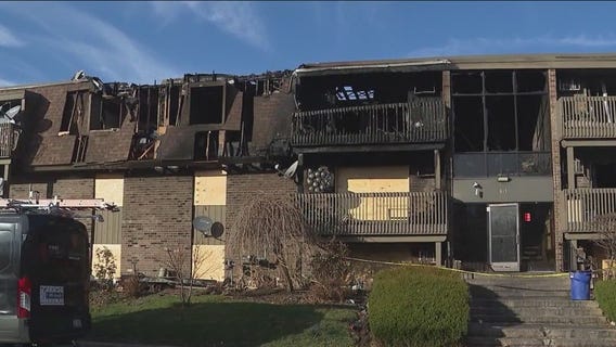 6 injured, including firefighter, as residents jumped from West Chicago apartment fire