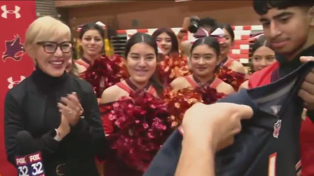 Back of the Yards College Prep flexes their school spirit for Orange Friday