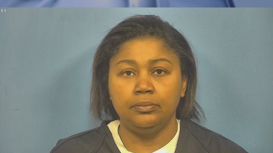 Woman allegedly followed group after argument at hotel pool, fatally shot man