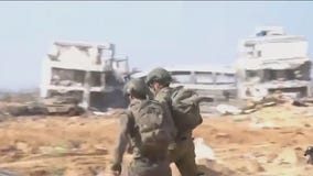 US lawmakers debate handling of aid to Ukraine, Israel