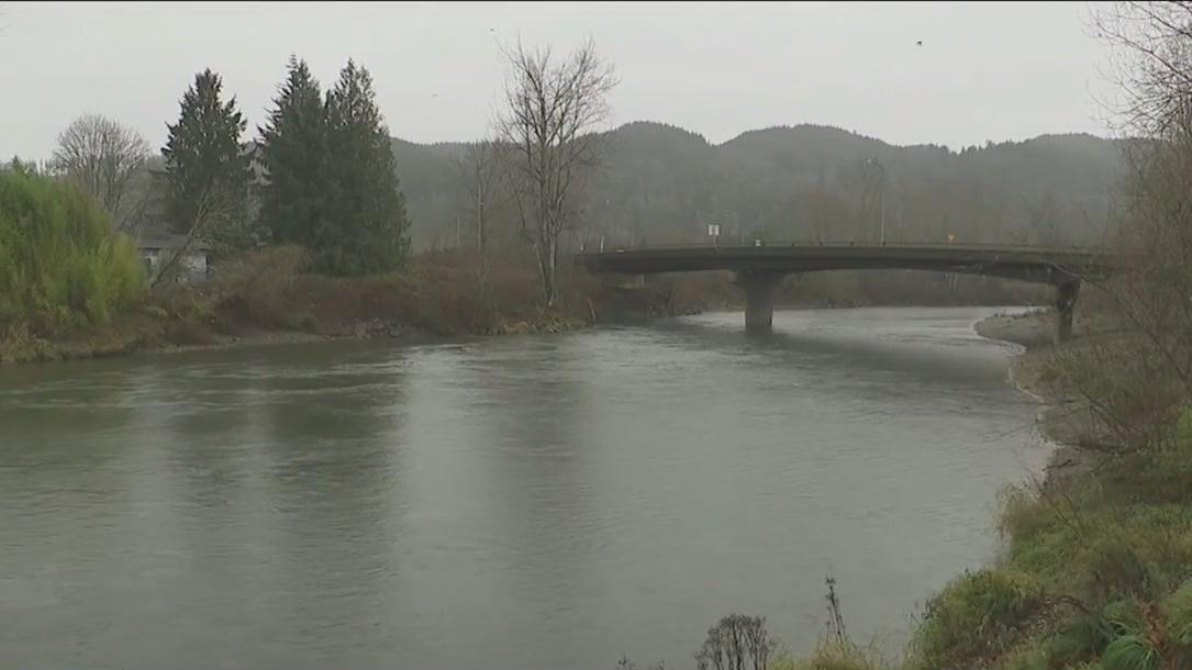 Heavy flooding to slam Pacific Northwest as residents hunker down