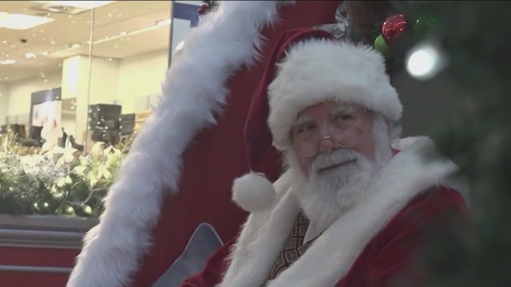 More Santa helpers needed to spread holiday cheer