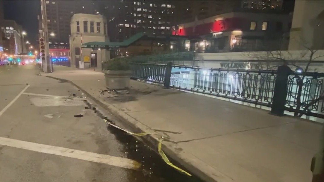 Woman, 56, struck and killed in River North | FOX 32 Chicago