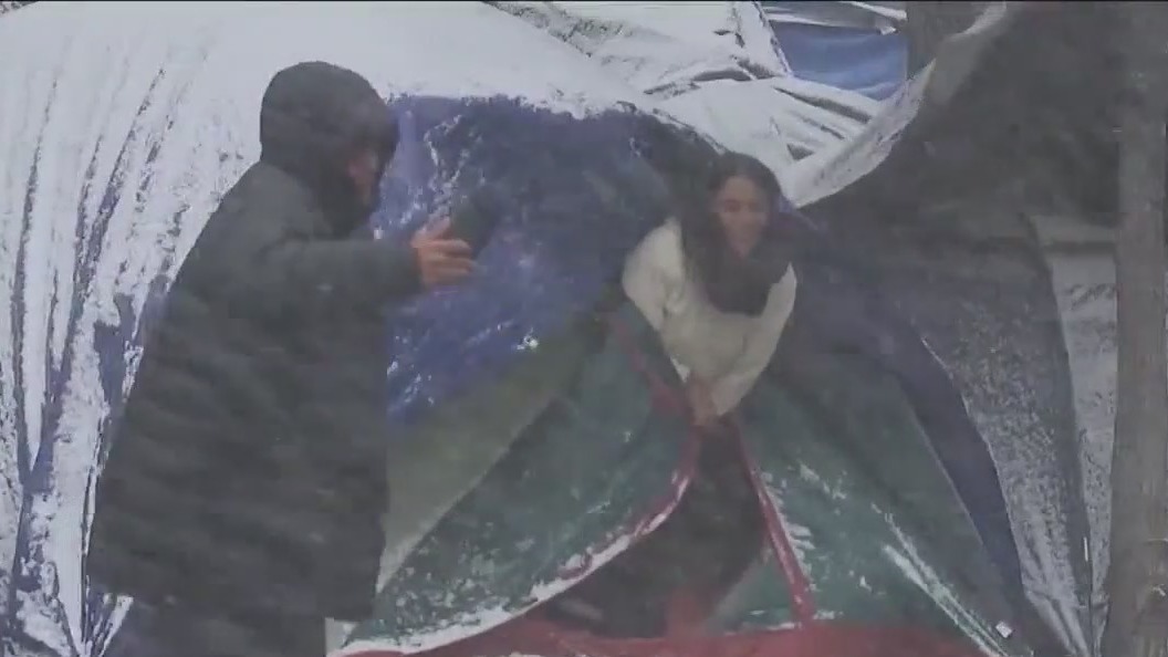 Schaumburg passes legislation to keep migrants out of hotels