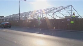 Chicago moves forward with winterized migrant camp despite protests, environmental worries