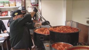 Chicago nonprofit provides meals to migrants