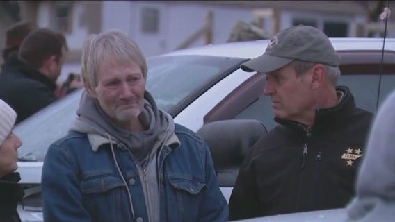 Tennessee gov visits with residents impacted by tornadoes