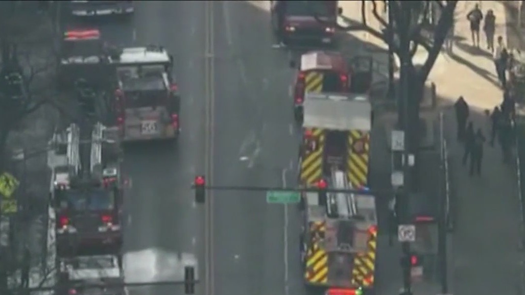 Unit catches fire in Lake View East condo building