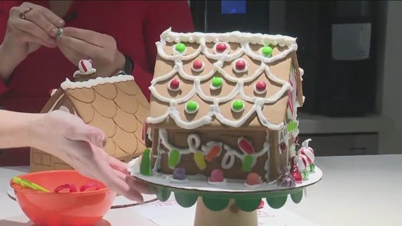 Making gingerbread houses with Taste Buds Kitchen